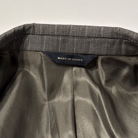 Banana Republic Gray Brown Taupe Pinstripe Wool Blend Suit Size 40R Pants 34x32 - Picture 11 of 16